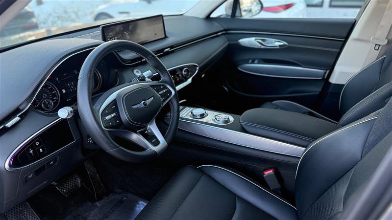 Used 2023 Genesis Electrified GV70 Advanced image 10