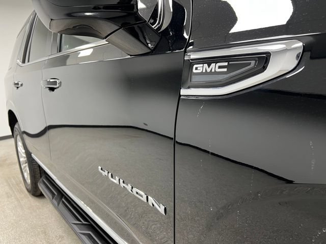 Used 2024 GMC Yukon SLT AWD/4WD image 13