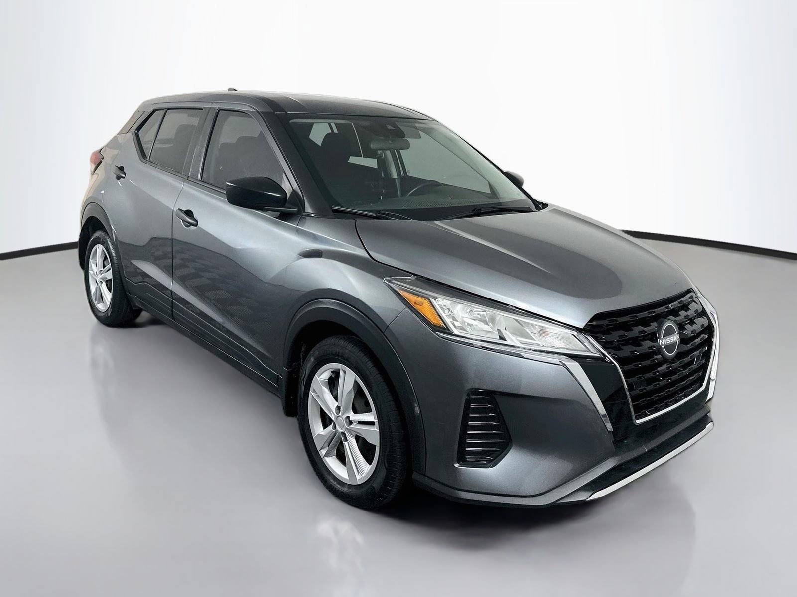 Certified 2022 Nissan Kicks S FWD image 1