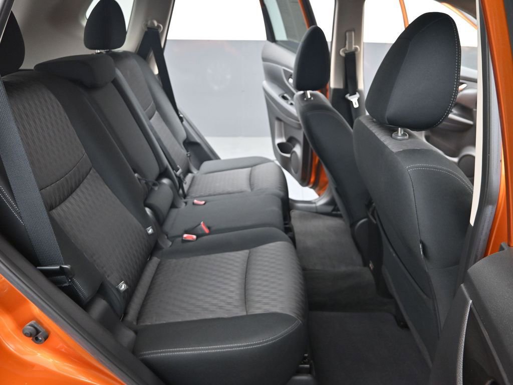 Used 2020 Nissan Rogue SV image 26