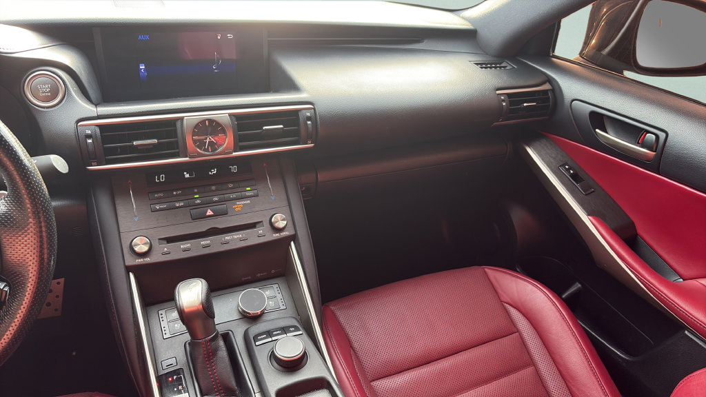 Used 2020 Lexus IS 350 F Sport w/ F Sport Package AWD/4WD image 11