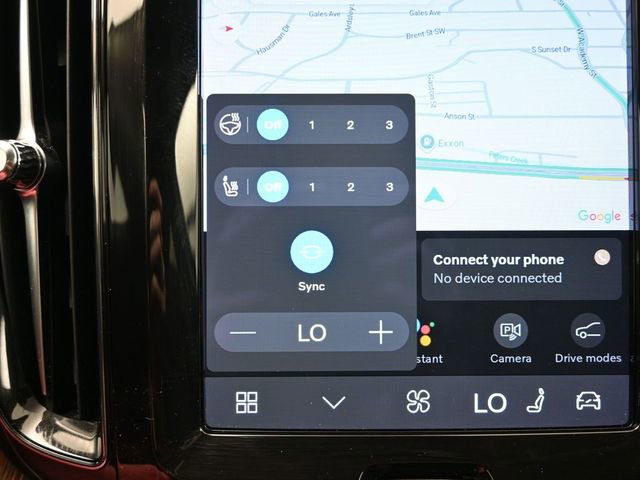 Used 2023 Volvo XC60 B5 Plus w/ Climate Package image 21