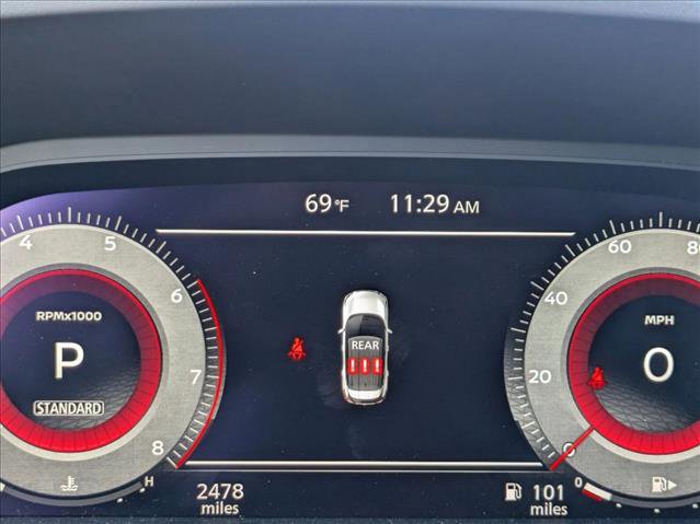 Used 2025 Nissan Rogue SL image 11