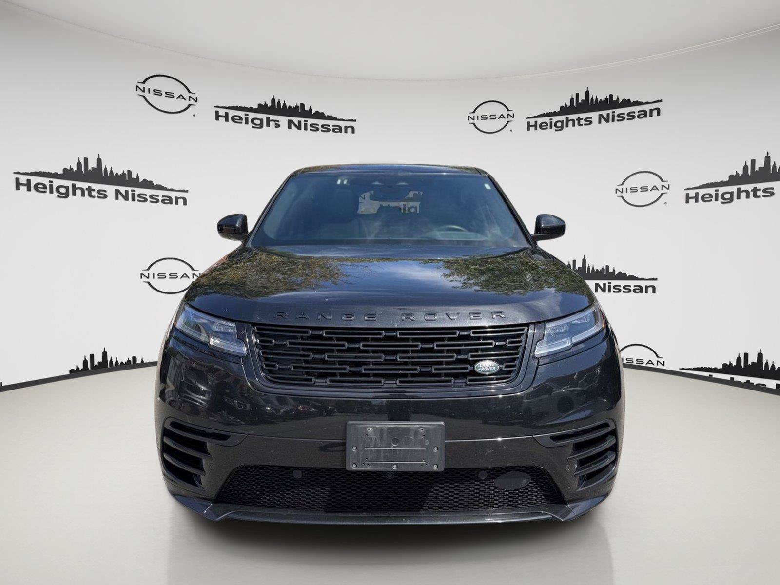 Used 2025 Land Rover Range Rover Velar Dynamic SE AWD/4WD image 7