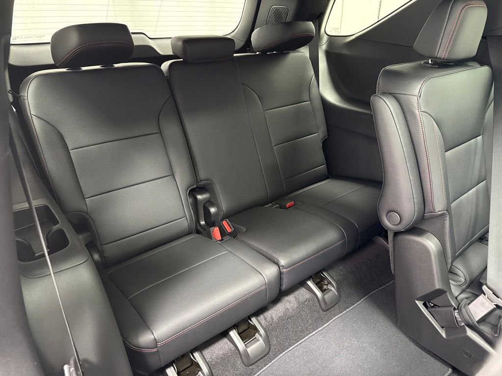 New 2026 Chevrolet Traverse Z71 image 13