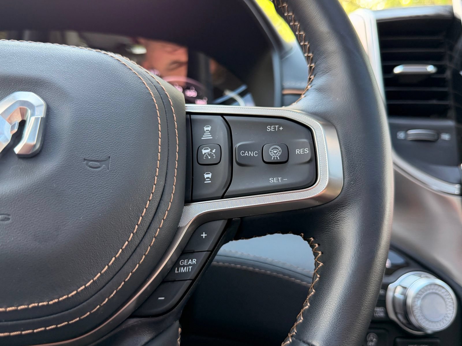 Used 2025 RAM 1500 Tungsten w/ Towing Technology Group AWD/4WD image 23