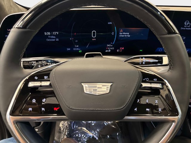 Certified 2026 Cadillac Vistiq Sport w/ LPO, Floor Liner Package AWD/4WD image 28