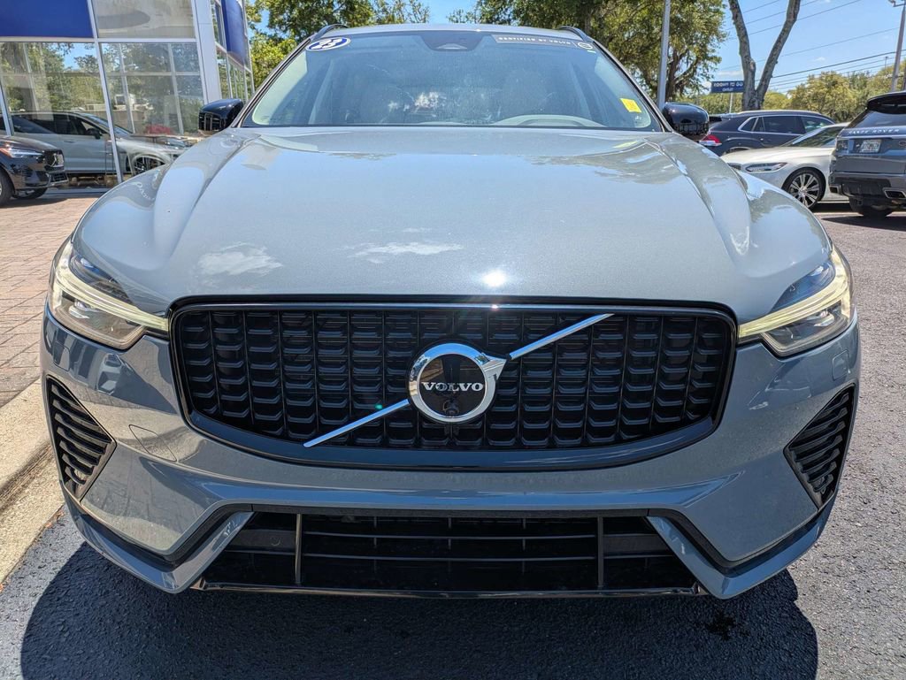 Certified 2023 Volvo XC60 B5 Plus w/ Climate Package FWD image 9