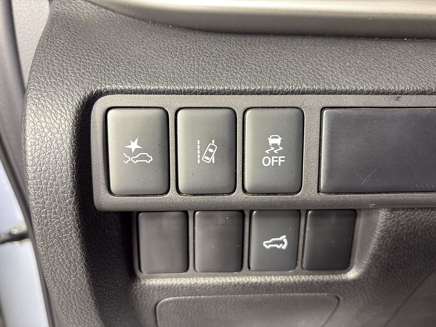 Used 2025 Mitsubishi Eclipse Cross SE image 25