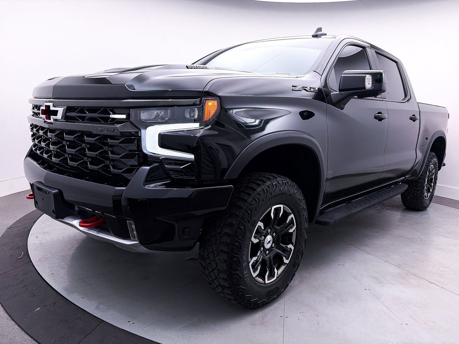Used 2024 Chevrolet Silverado 1500 ZR2 w/ Technology Package image 16