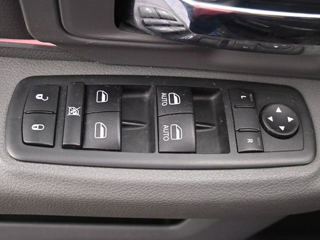 Used 2020 RAM 1500 Classic Warlock AWD/4WD image 7