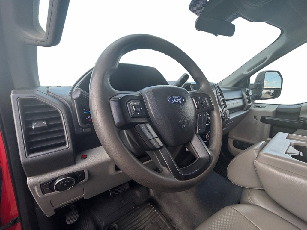 Used 2020 Ford F550 4x4 Regular Cab Super Duty image 25
