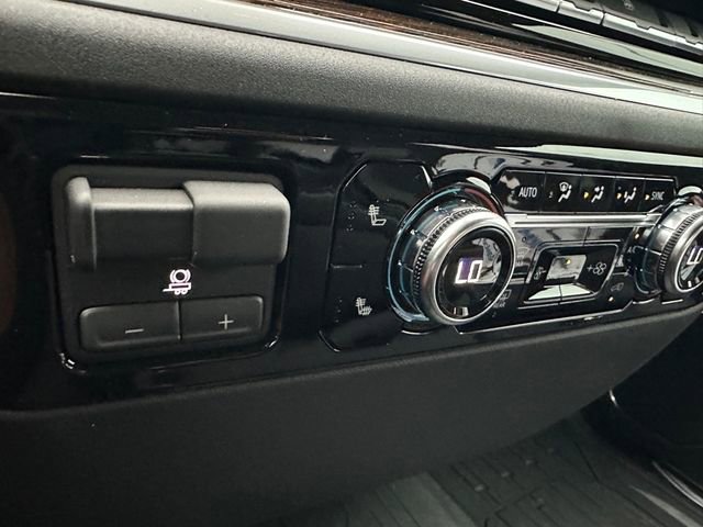 New 2025 GMC Sierra 1500 Elevation w/ LPO, Elevation Black Package image 33