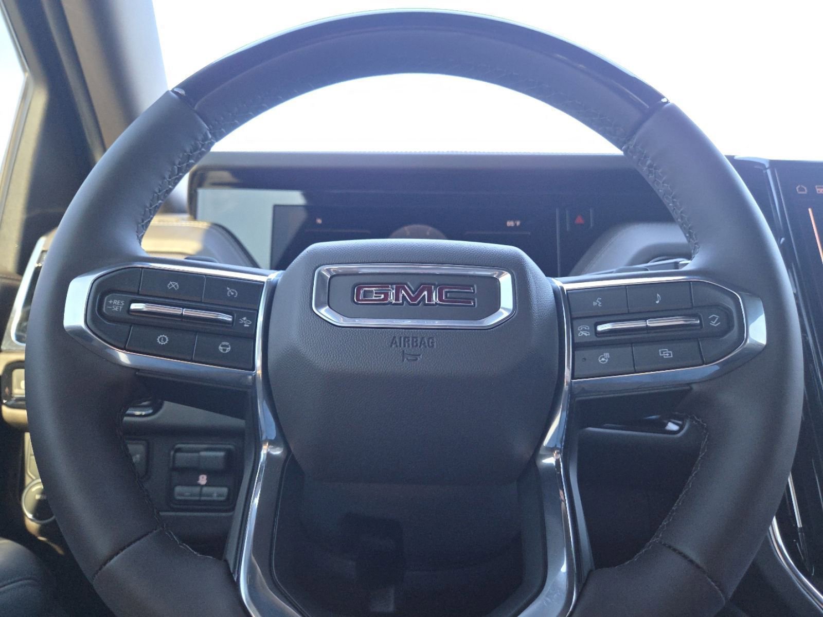 New 2026 GMC Yukon XL Elevation image 31