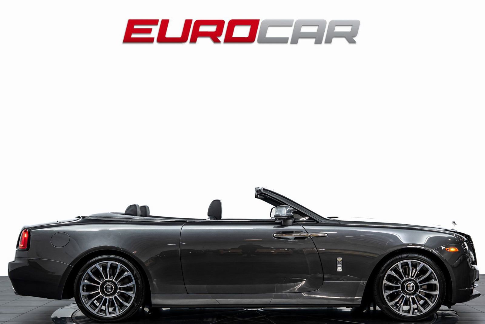 Used 2019 Rolls-Royce Dawn image 7