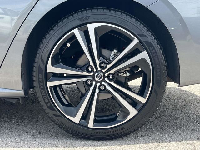 Used 2023 Nissan Sentra SR image 11