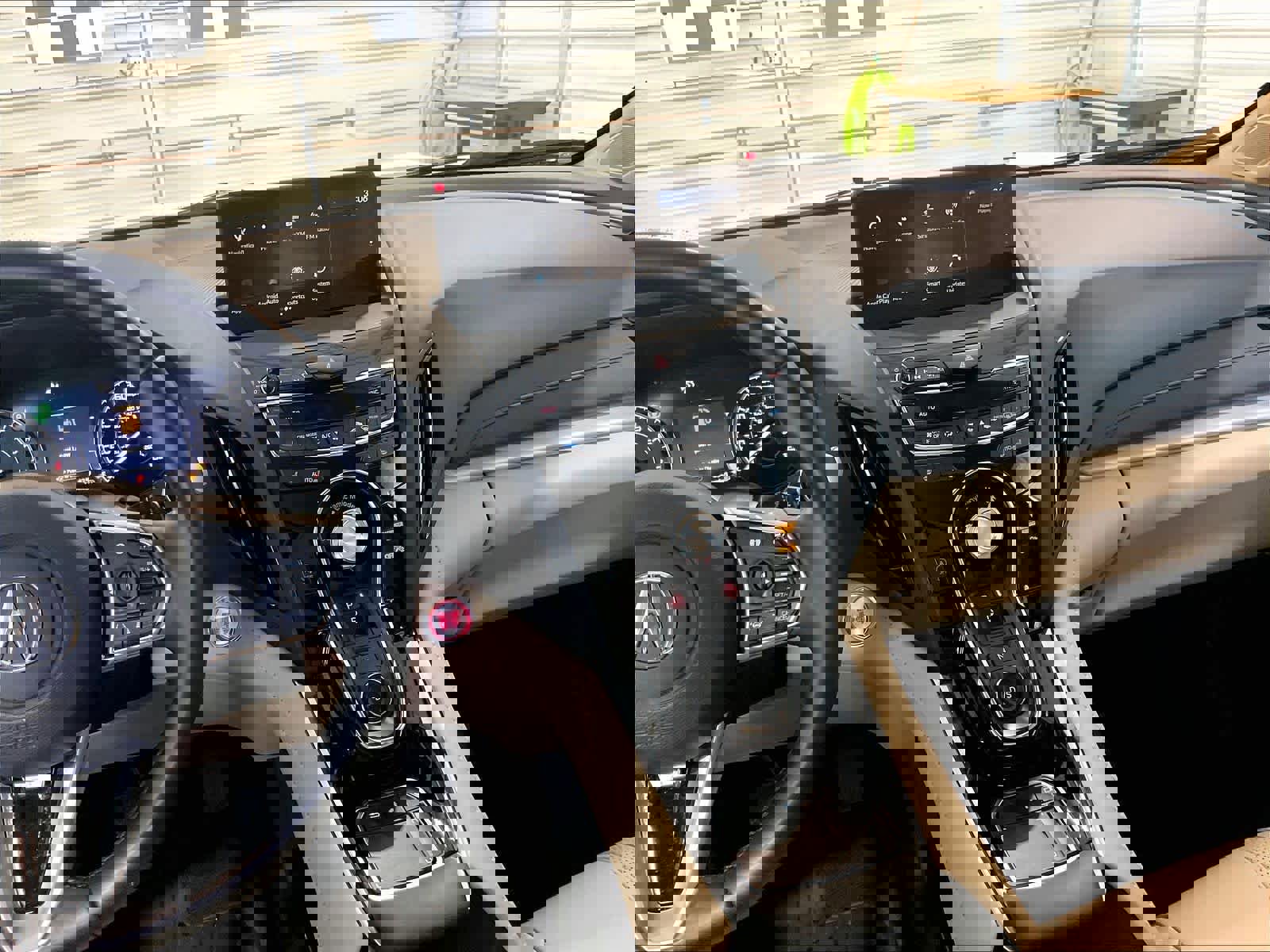 Used 2024 Acura RDX SH-AWD w/ Technology Package image 8