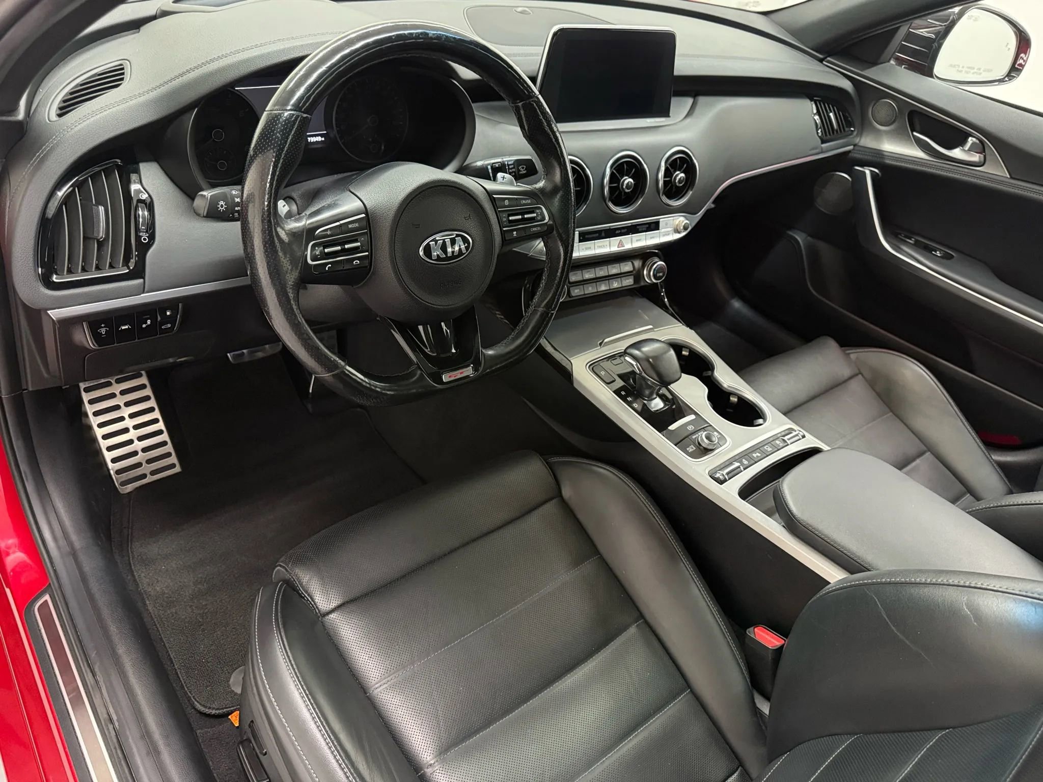 Used 2020 Kia Stinger GT2 image 9