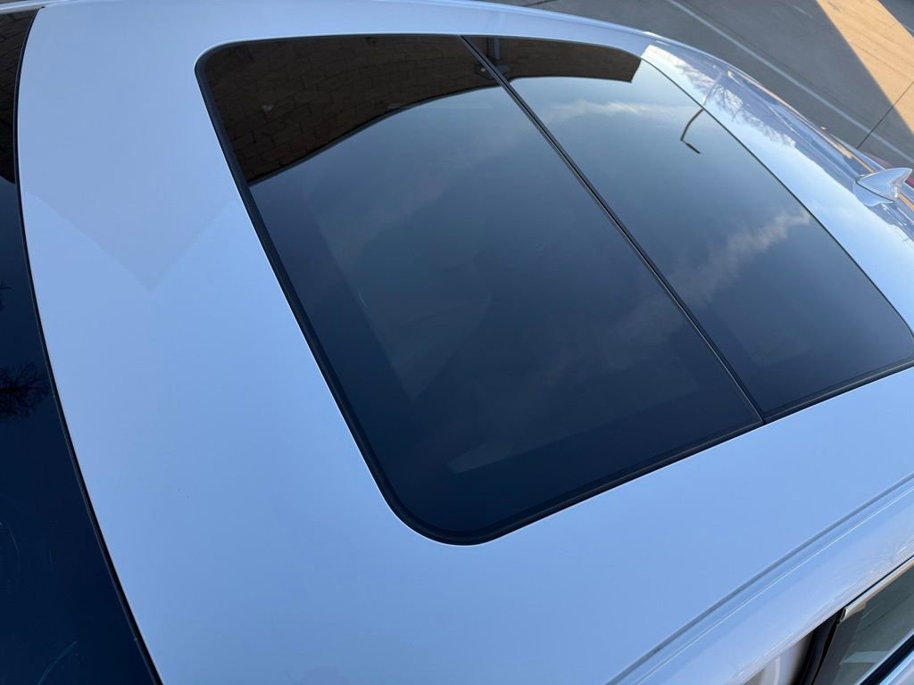 Used 2017 Cadillac XTS Luxury w/ Driver Awareness Package image 9