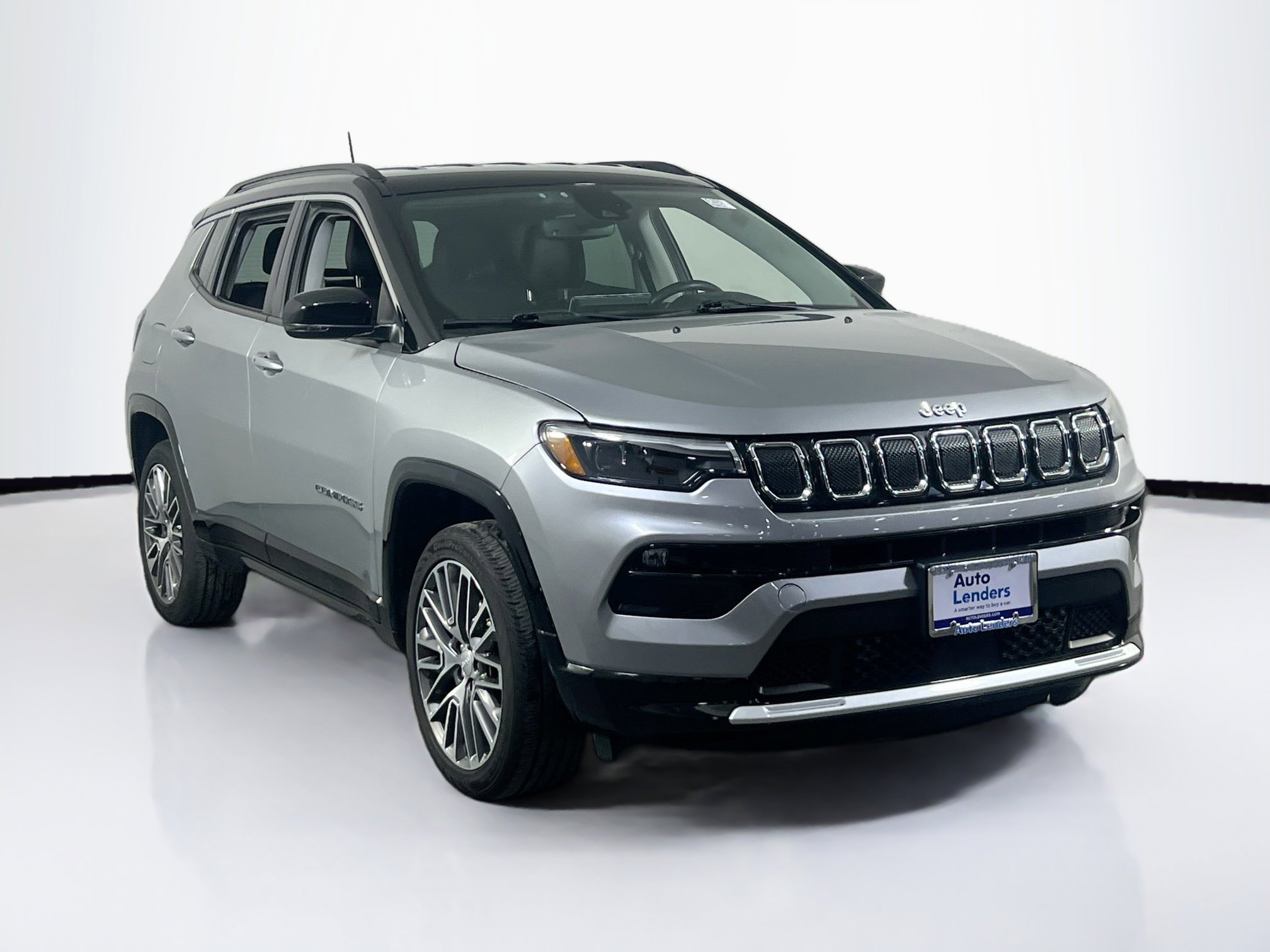 Used 2022 Jeep Compass Limited w/ Elite Group image 3