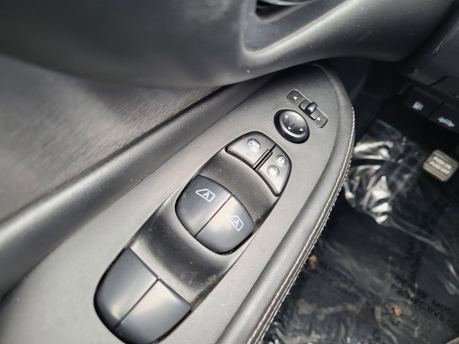 Used 2020 Nissan Murano SV image 13