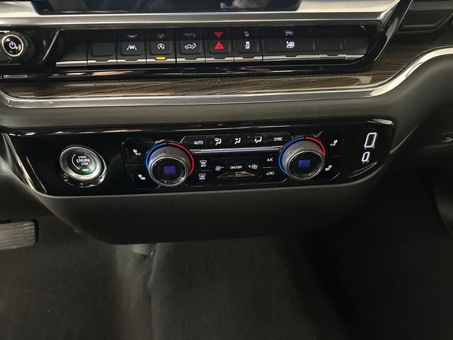 Used 2023 Chevrolet Silverado 1500 LT image 23