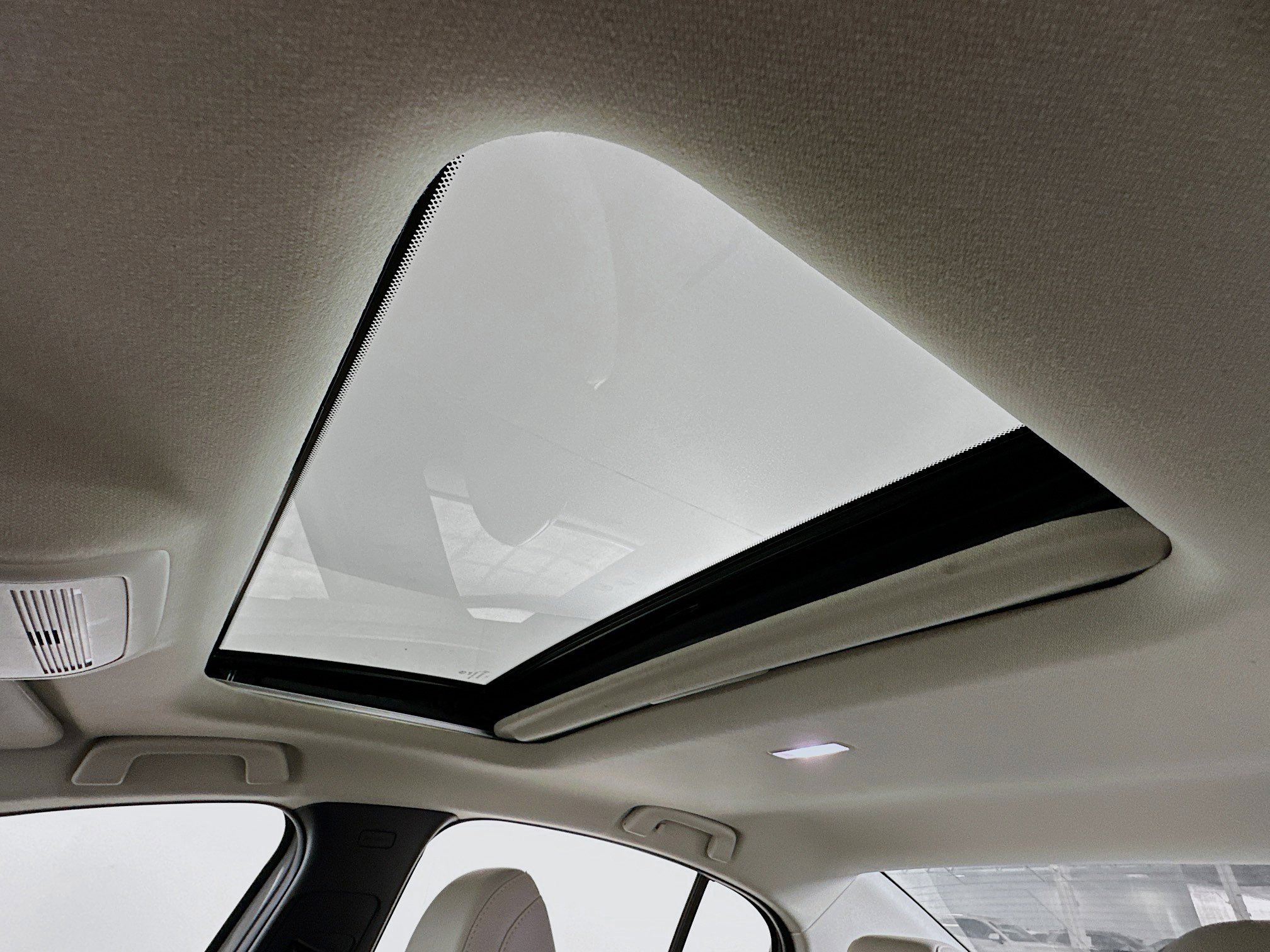 Used 2025 MAZDA MAZDA3 s image 25