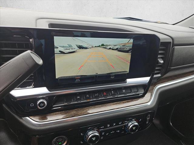 Used 2023 GMC Sierra 1500 SLE AWD/4WD image 18