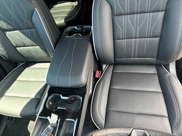 New 2026 Buick Enclave Avenir w/ Super Cruise Package AWD/4WD image 11