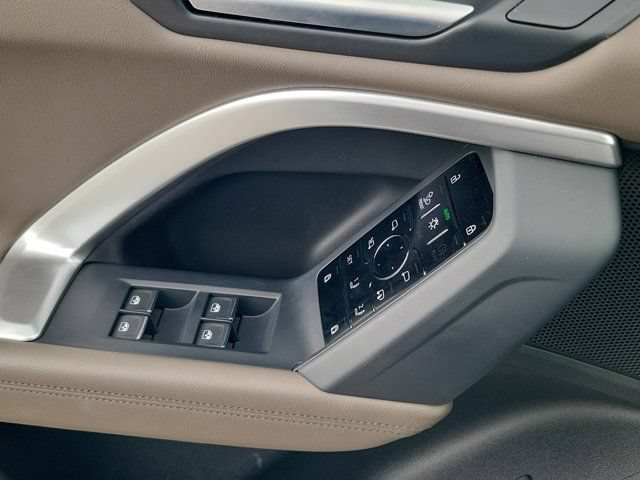 Certified 2025 Audi Q5 Premium w/ Premium Plus AWD/4WD image 19