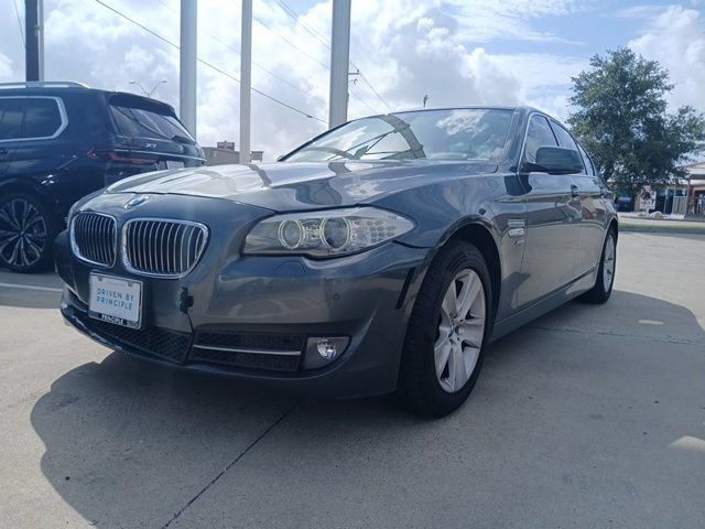 Used 2012 BMW 528i xDrive Sedan AWD/4WD image 4