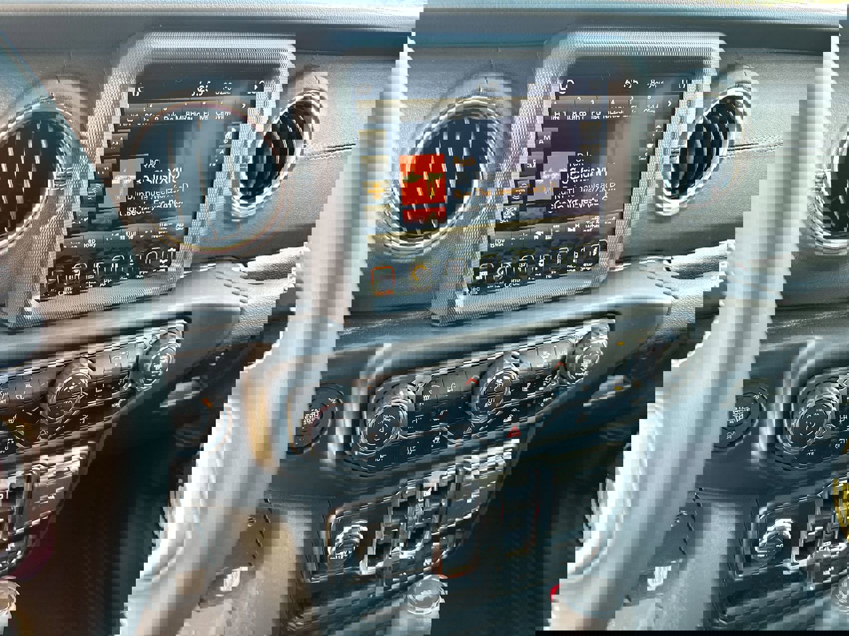 New 2023 Jeep Wrangler Sahara w/ Cold Weather Group image 16