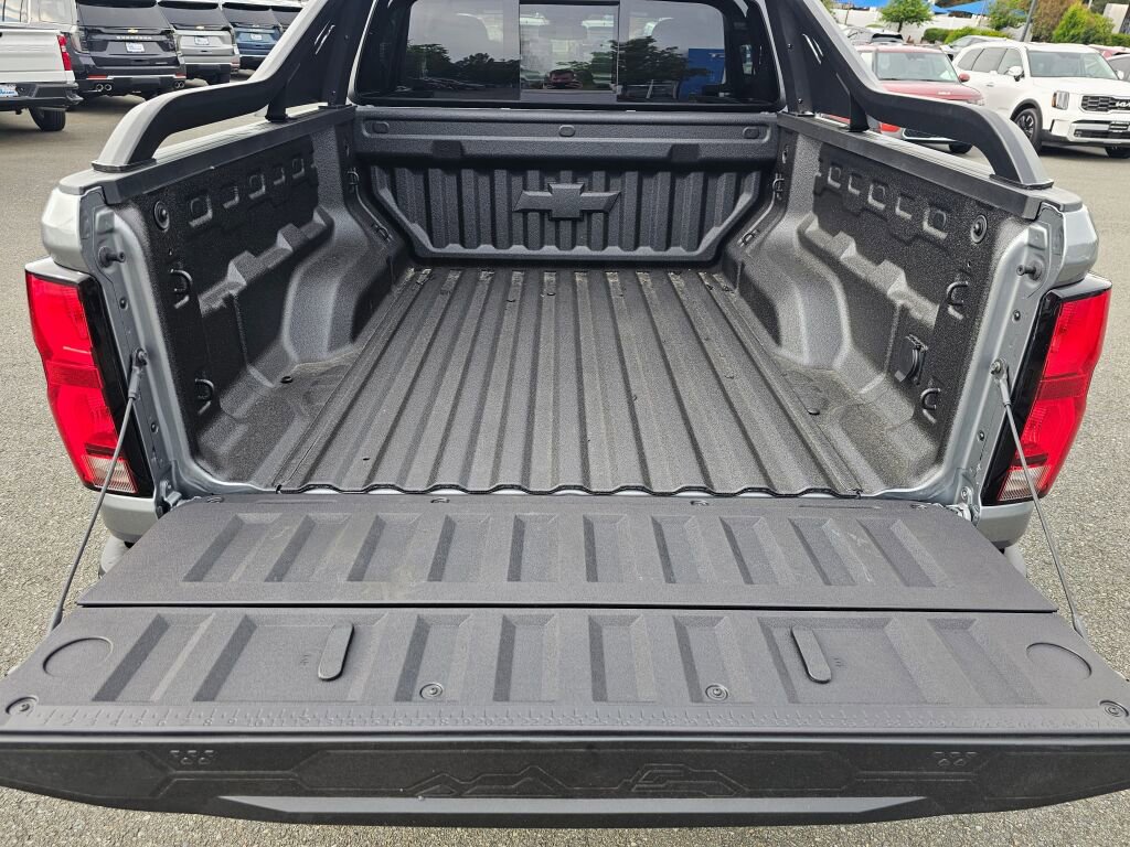 New 2026 Chevrolet Colorado ZR2 w/ Midnight Edition AWD/4WD image 25
