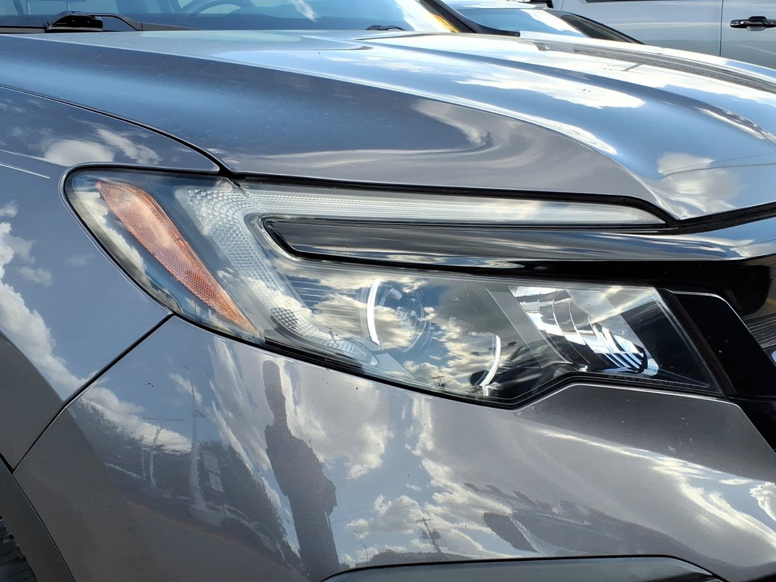 Used 2021 Honda Pilot Special Edition image 3