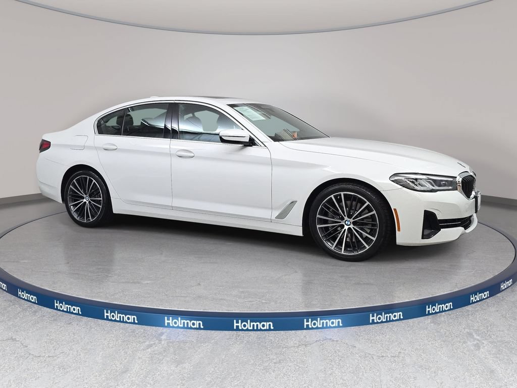 Used 2023 BMW 530i xDrive AWD/4WD image 4