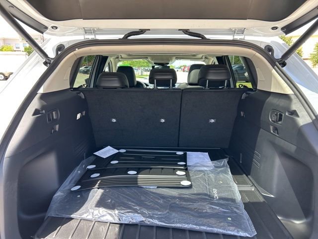 Used 2025 MAZDA CX-50 AWD 2.5 Turbo w/ Weather Package image 9