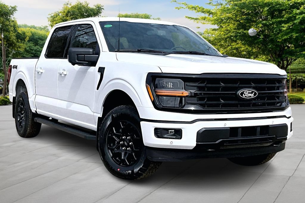 New 2026 Ford F150 XLT w/ Equipment Group 302A MID