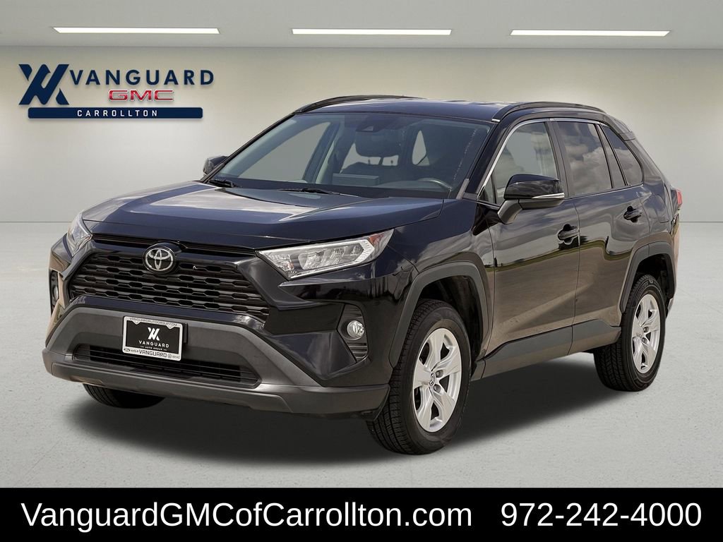Used 2020 Toyota RAV4 XLE image 8