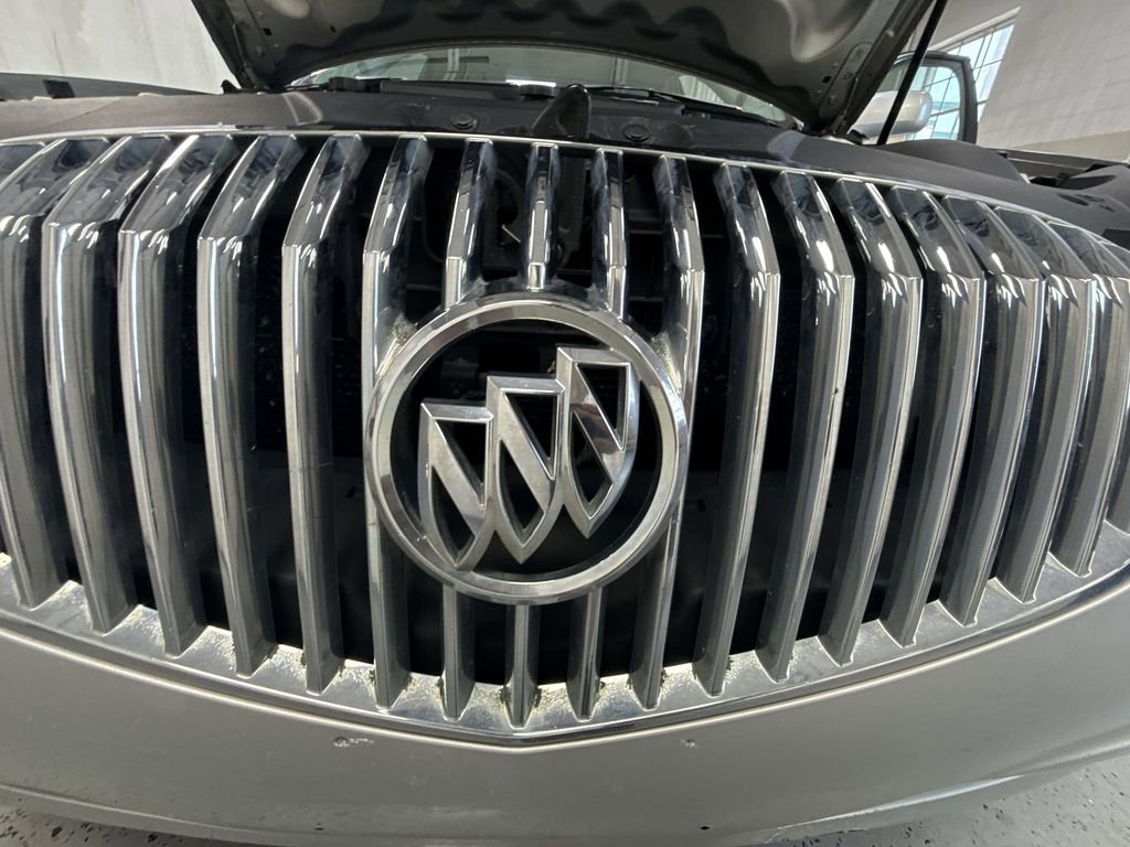 Used 2011 Buick Lucerne CXL FWD image 39
