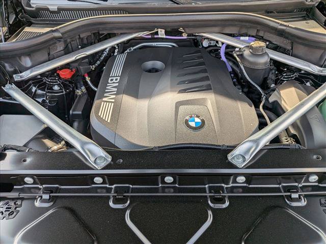 Used 2026 BMW X5 xDrive40i w/ M Sport Package AWD/4WD image 18