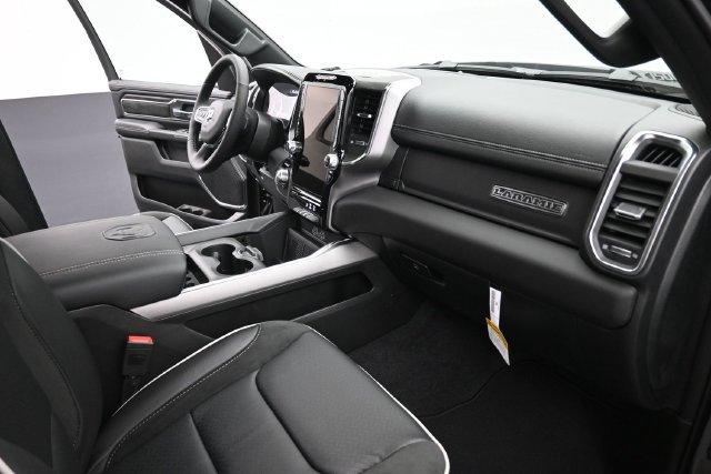 New 2027 RAM 1500 Laramie w/ Night Edition AWD/4WD image 29
