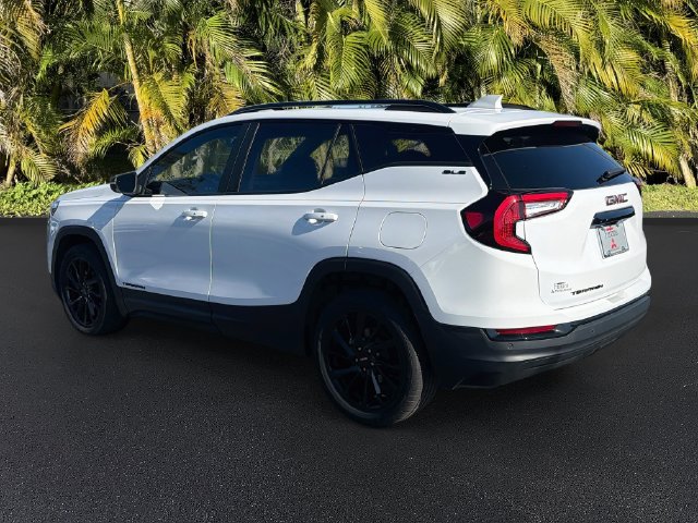 Used 2023 GMC Terrain SLE w/ Driver Convenience Package FWD image 7