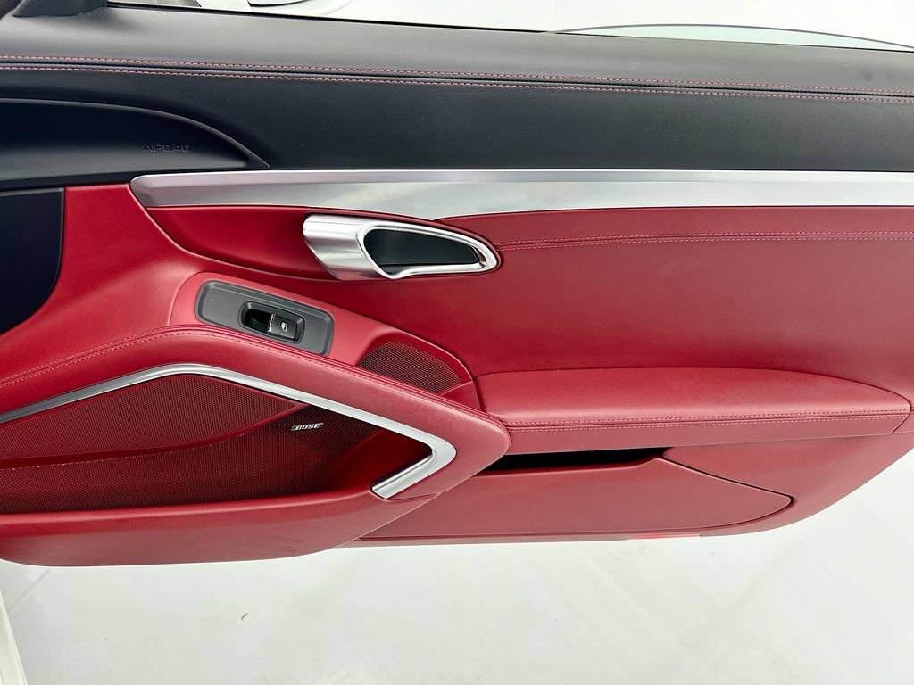 Used 2019 Porsche 911 Cabriolet image 23