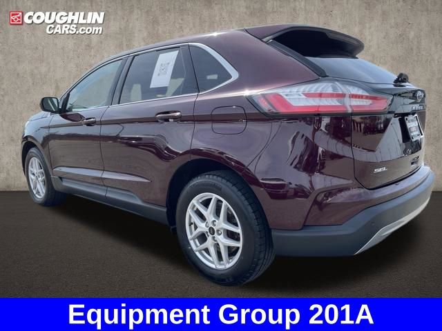 Used 2024 Ford Edge SEL image 3
