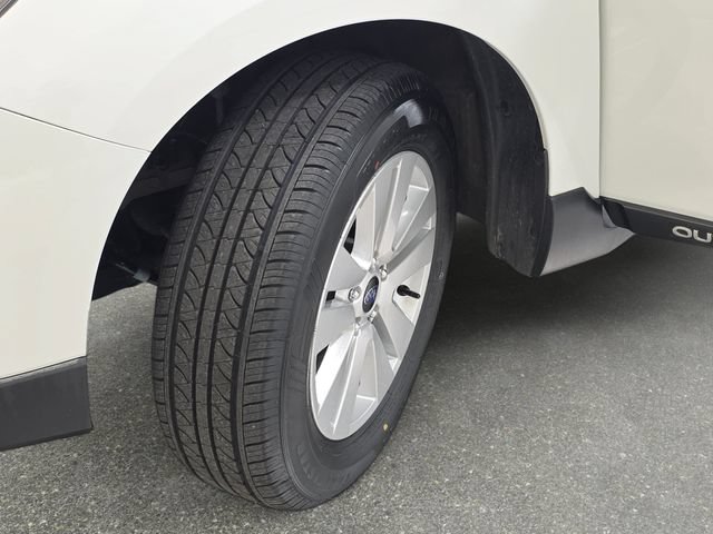 Used 2019 Subaru Outback 2.5i Premium AWD/4WD image 31