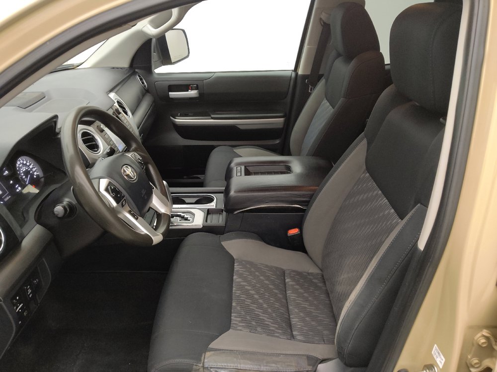 Used 2019 Toyota Tundra SR5 w/ SR5 Upgrade Package AWD/4WD image 17