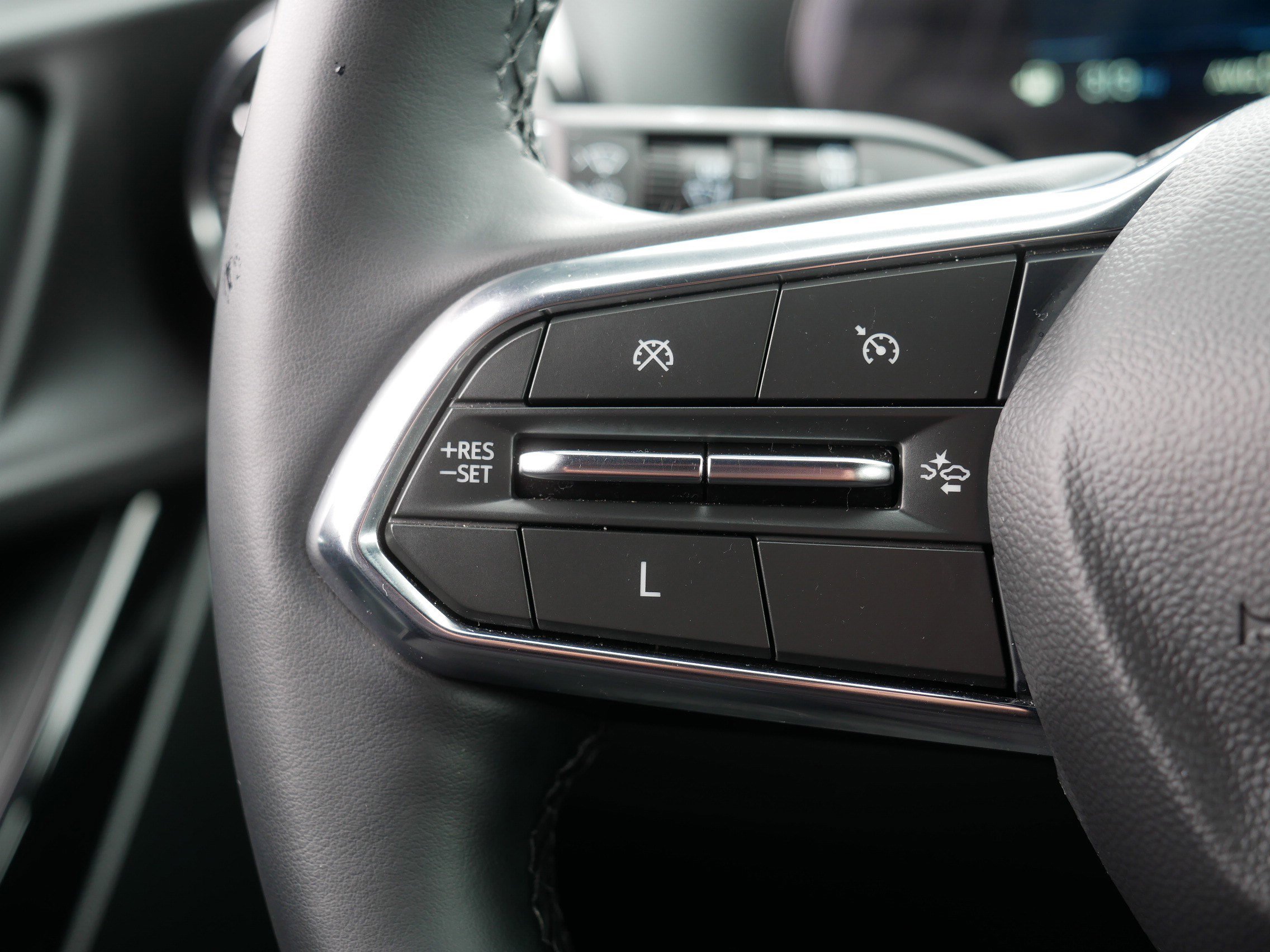 Used 2025 Chevrolet Equinox LT image 28