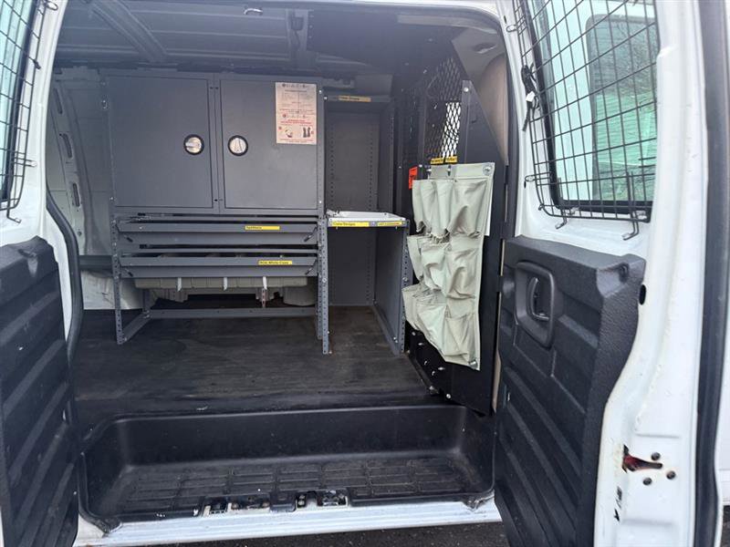 Used 2011 Chevrolet Express 2500 image 19