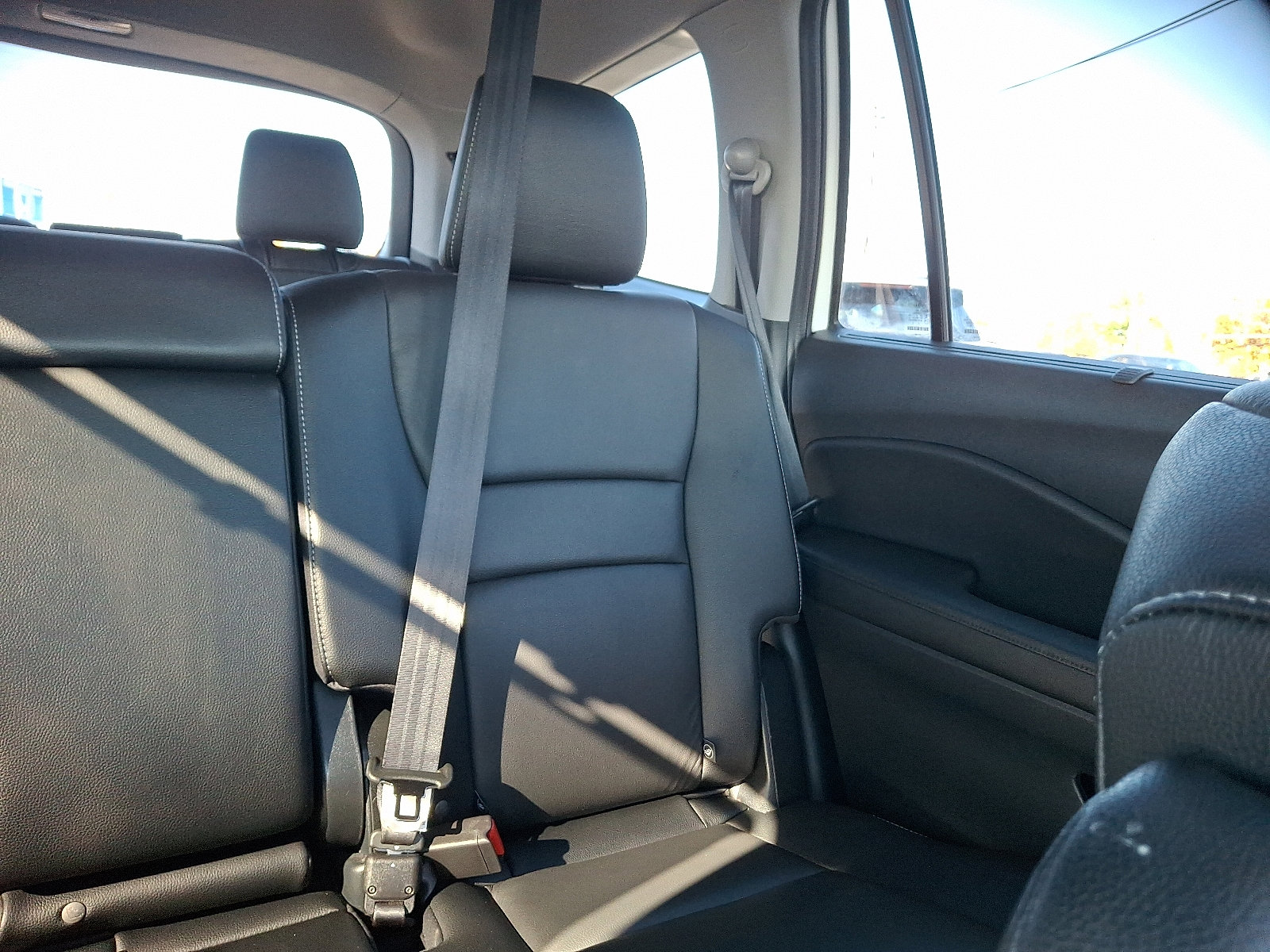 Used 2022 Honda Pilot Special Edition image 16