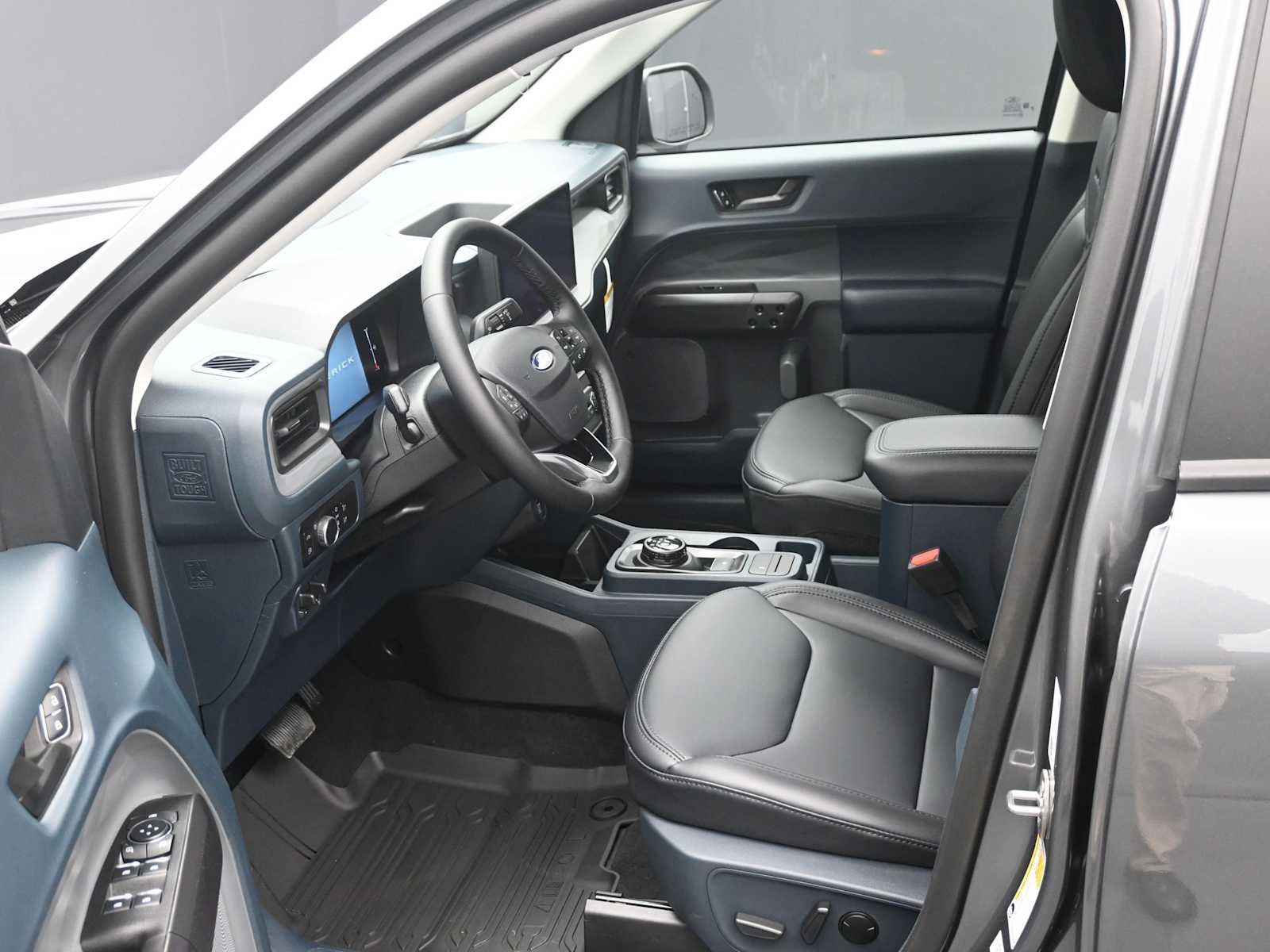 New 2026 Ford Maverick Lariat w/ Black Appearance Package image 14